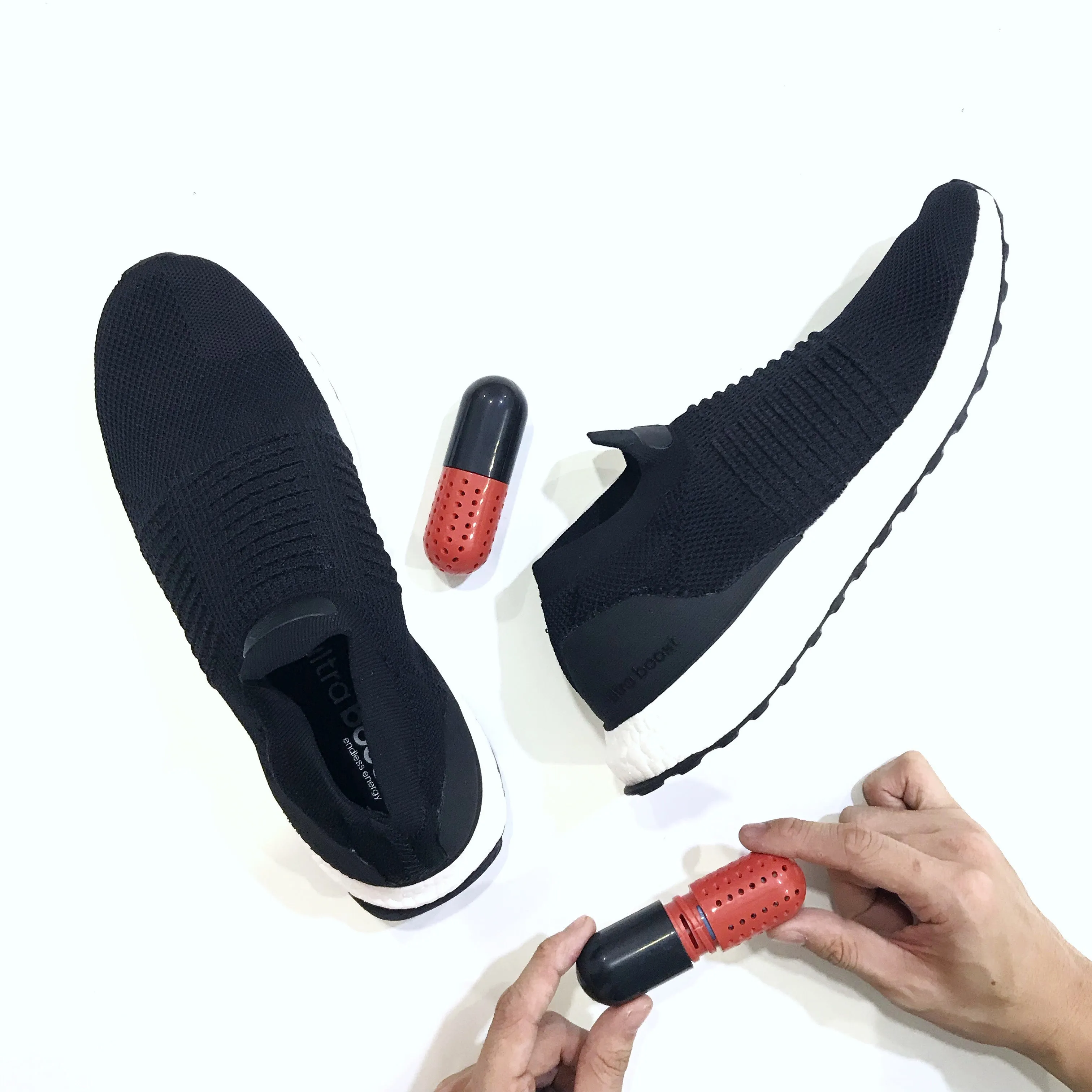 ORIGINALAB Sneaker Freshener Red Pills X1 Pair